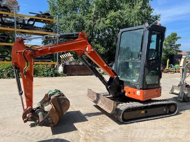 Hitachi ZX 26 Міні-екскаватори < 7т