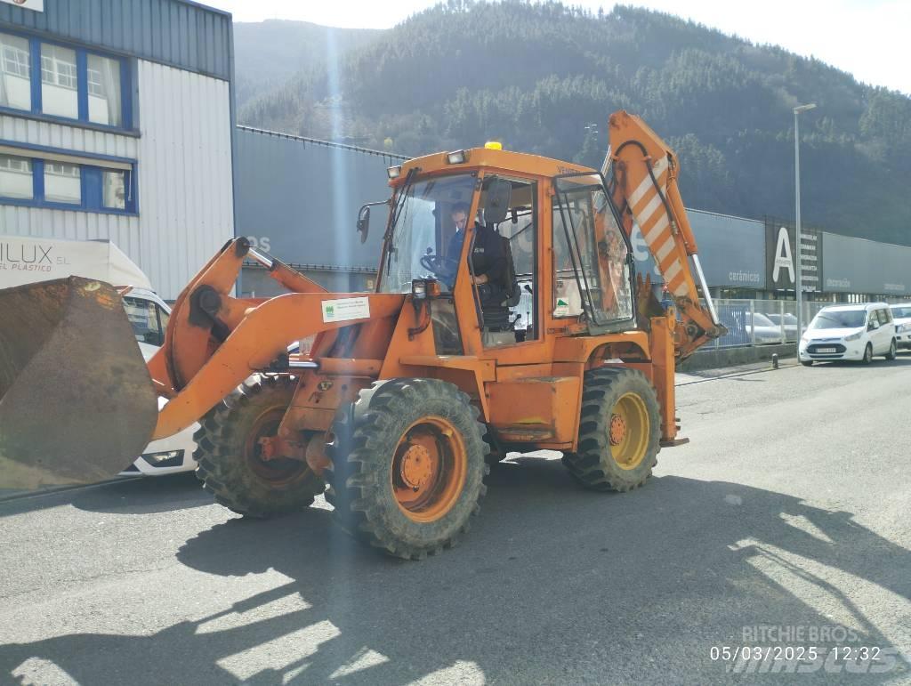 Venieri VF823B/1 Екскаватори-навантажувачі