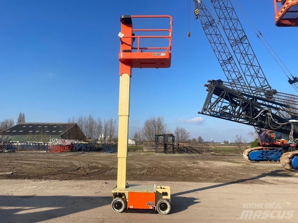 JLG 1230 ES Підйомники-ножиці