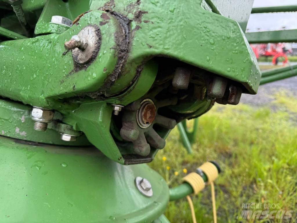 Krone KWT11.22/10 Граблі і сінозворушувачі