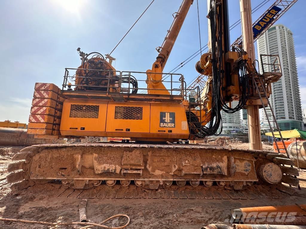 Bauer BG 48 rig.plus Стаціонарні бурові установки