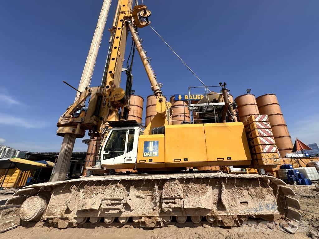 Bauer BG 48 rig.plus Стаціонарні бурові установки