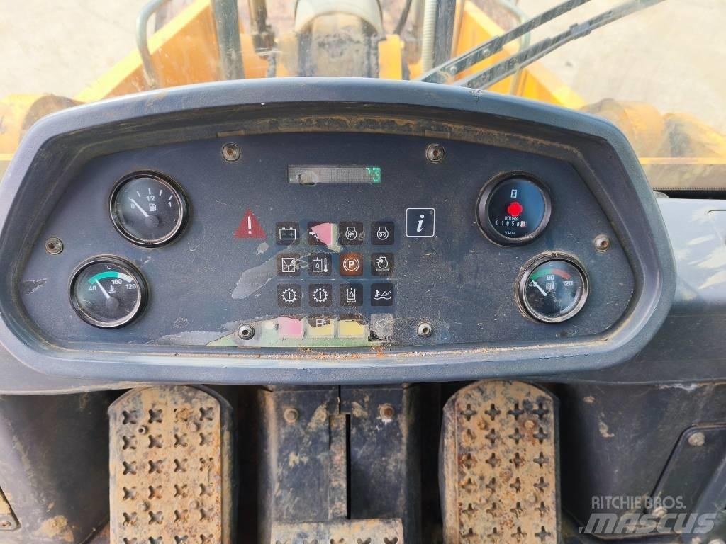 Liebherr LR 634 Гусеничні вантажники