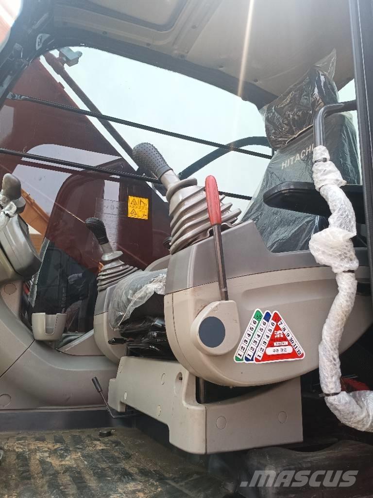 Hitachi zx240 Гусеничні екскаватори