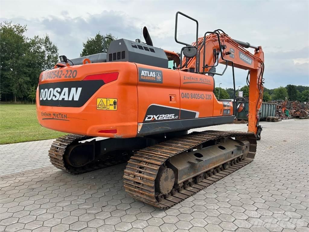 Doosan DX225LC-5 Гусеничні екскаватори