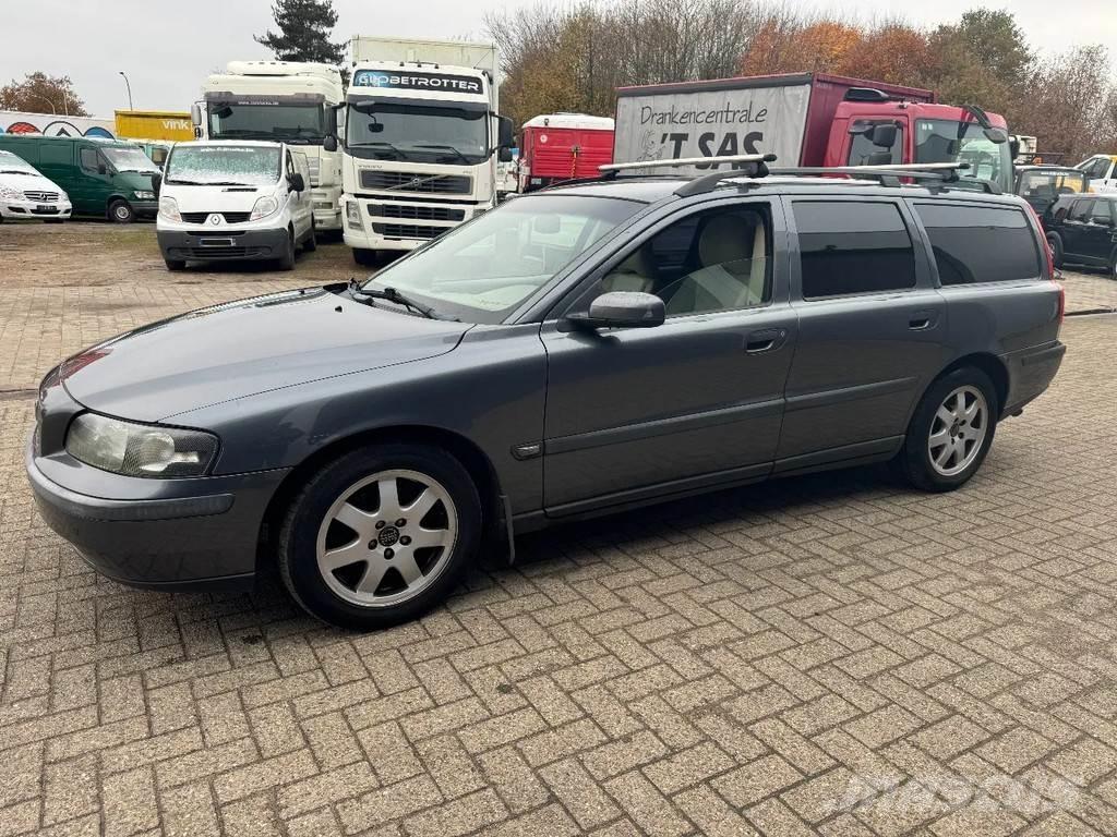 Volvo V70 V70 Автомобілі