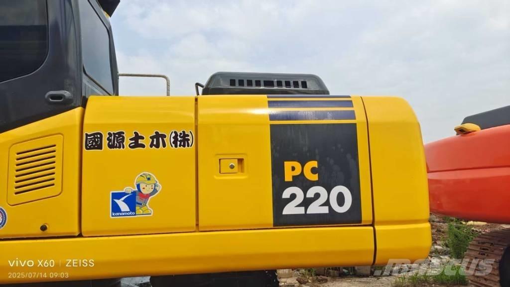 Komatsu PC 220 Міні-екскаватори < 7т