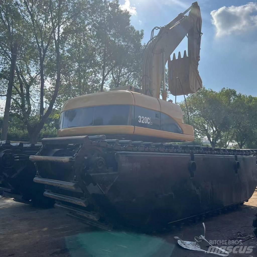 CAT 320 C Екскаватори-амфібії