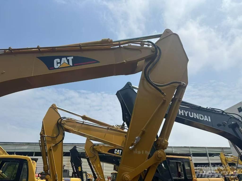 CAT 330 B L Гусеничні екскаватори