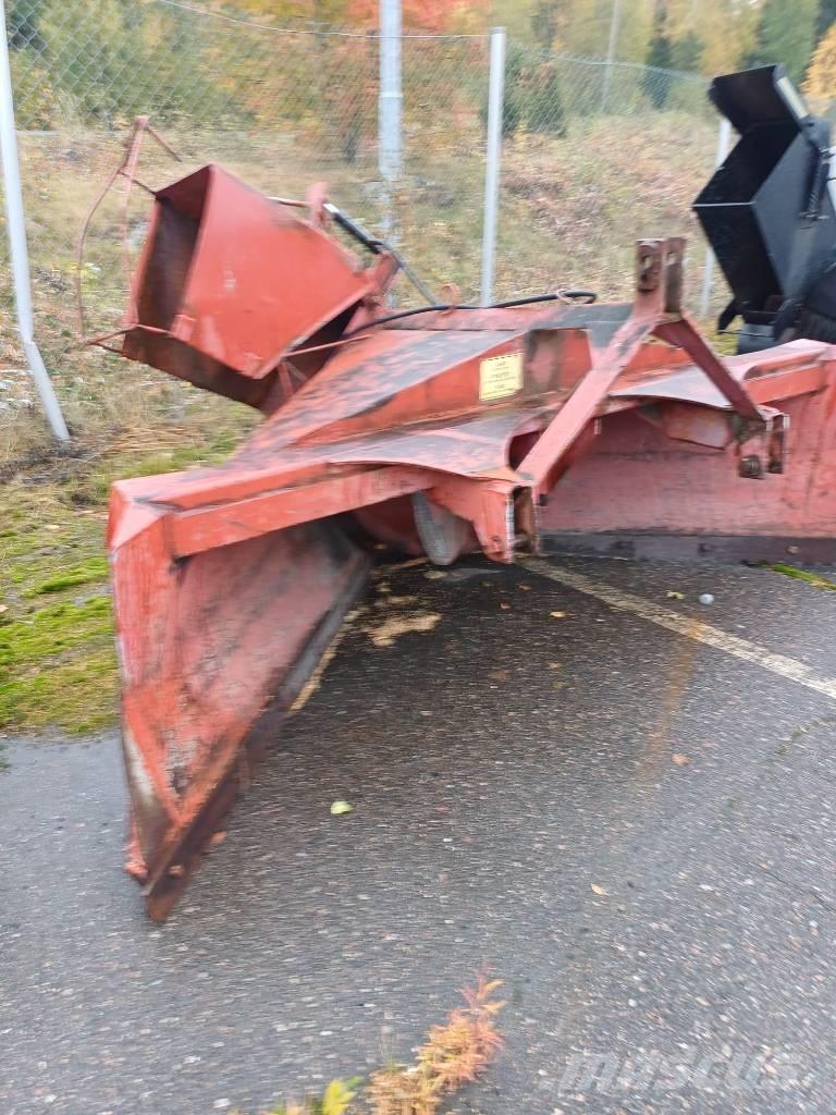 Leppä Leppä 250 Снігомітли