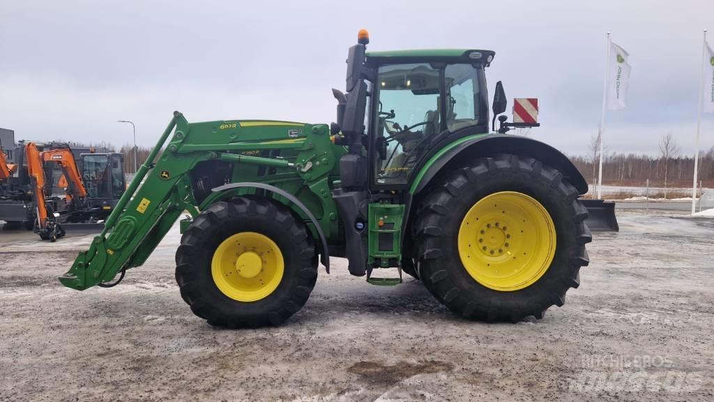 John Deere 6250 R Трактори