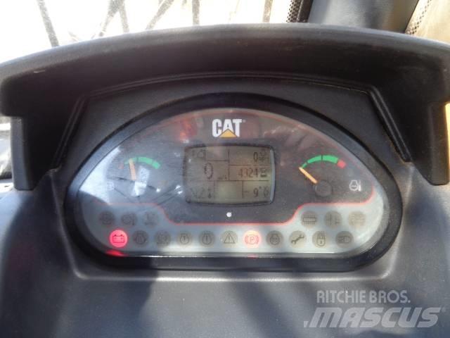 CAT TH 407 C Телескопічні навантажувачі