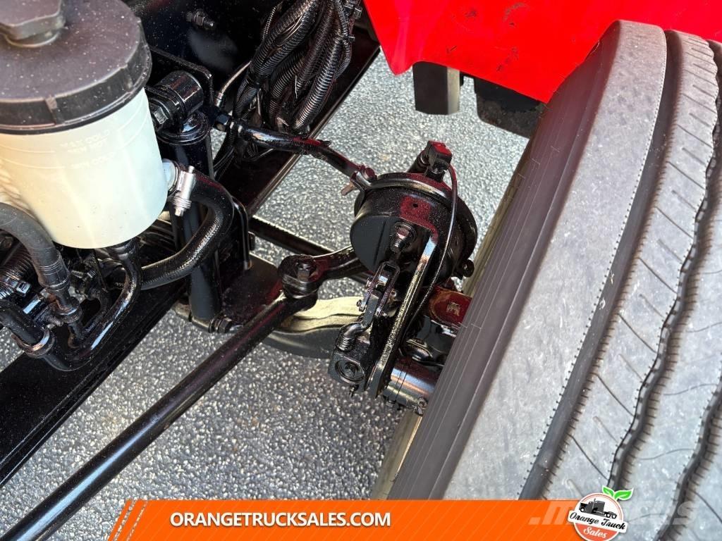 International 4300 Шасі з кабіною