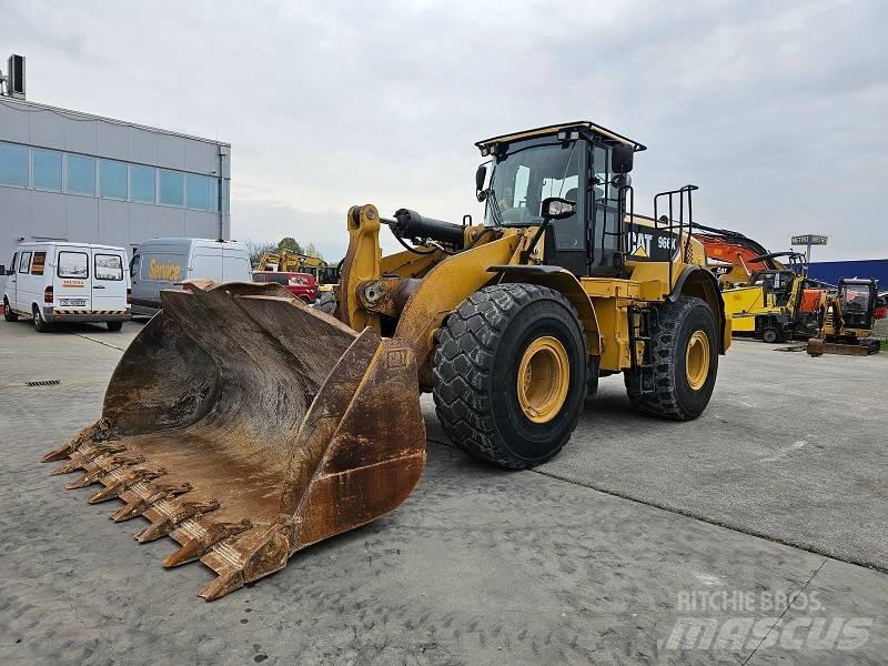 CAT 966K Фронтальні навантажувачі