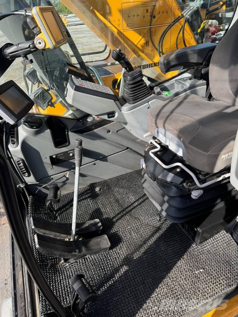 Liebherr R 936 LC Гусеничні екскаватори