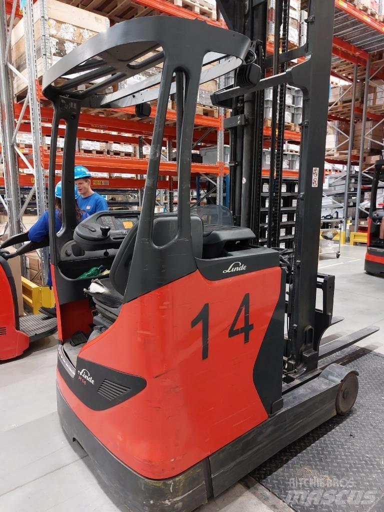 Linde R14 Самохідні електроштабелери