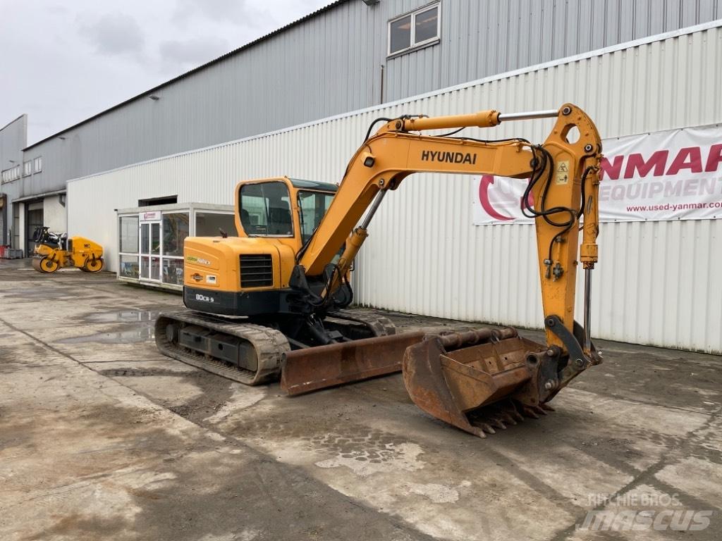 Hyundai R80CR-9 Середні екскаватори 7т. - 12т.