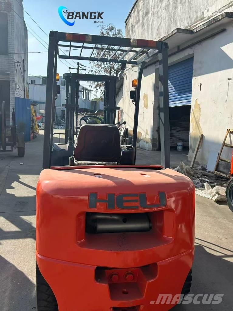 Heli CPCD 35 Дизельні навантажувачі