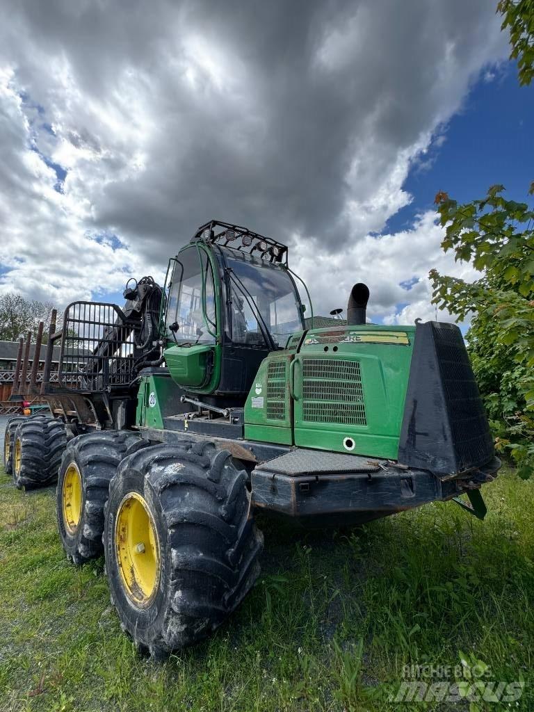 John Deere 1210 E Форвардери