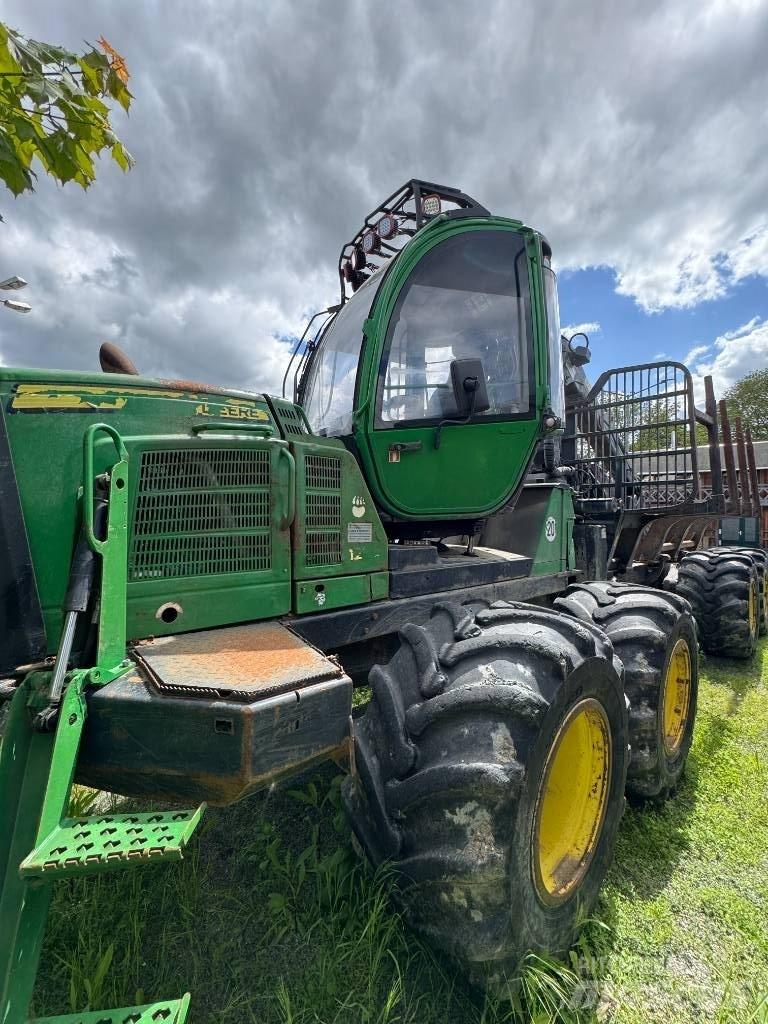 John Deere 1210 E Форвардери