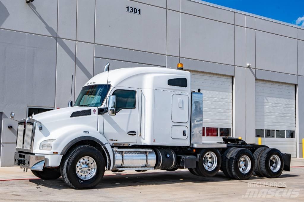 Kenworth T 880 Тягачі