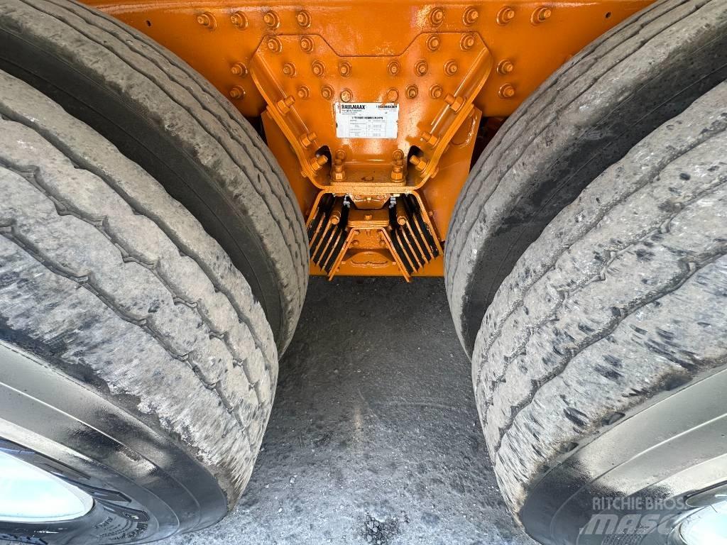 Autocar WX64 Комбі/Вакуумні вантажівки