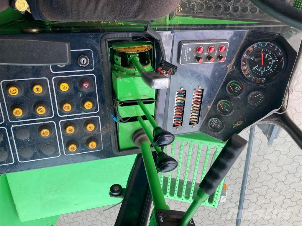 Deutz 3640 M HTS Зернозбиральні комбайни