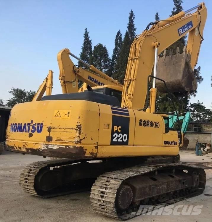 Komatsu pc220-7 Гусеничні екскаватори