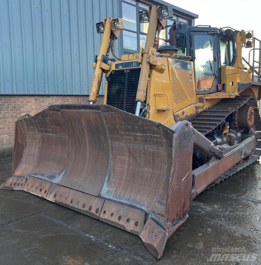 CAT D 8 T Гусеничні бульдозери