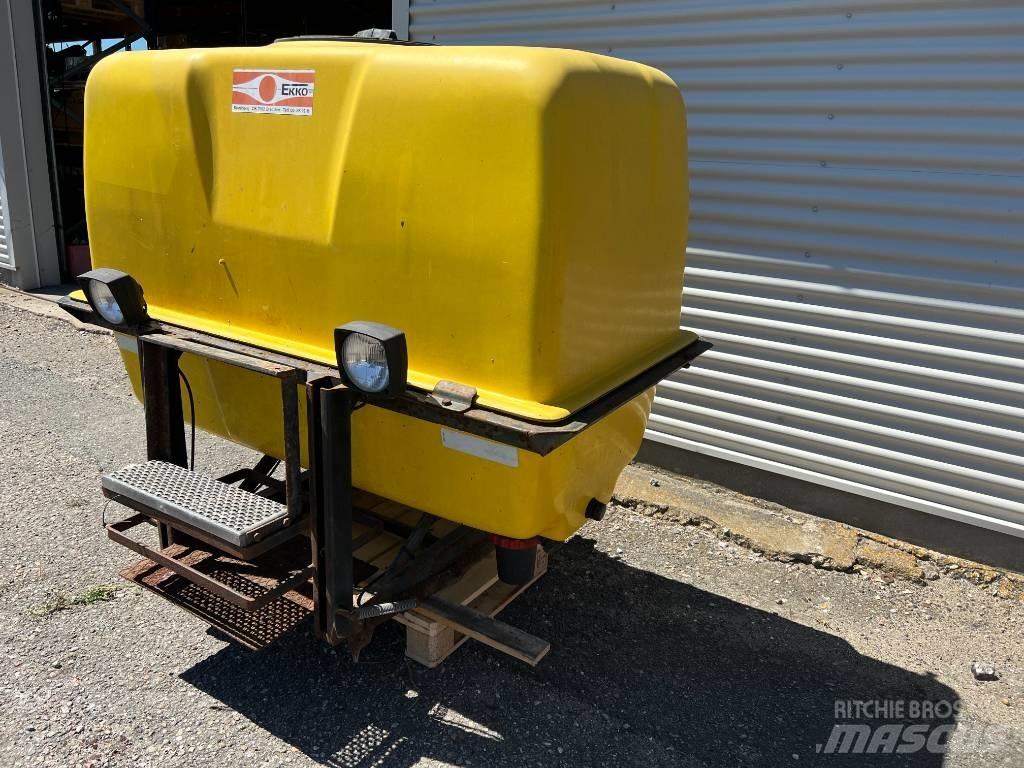 Ekko Front Tank Навісні обприскувачі