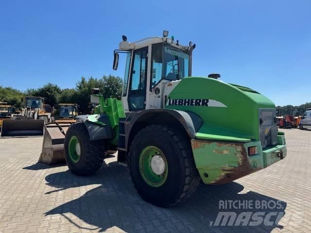 Liebherr L 538 Фронтальні навантажувачі