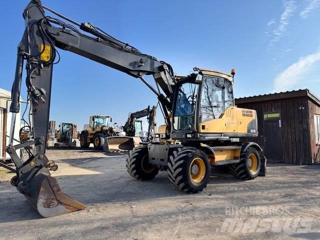 Volvo EW 140 C Колісні екскаватори
