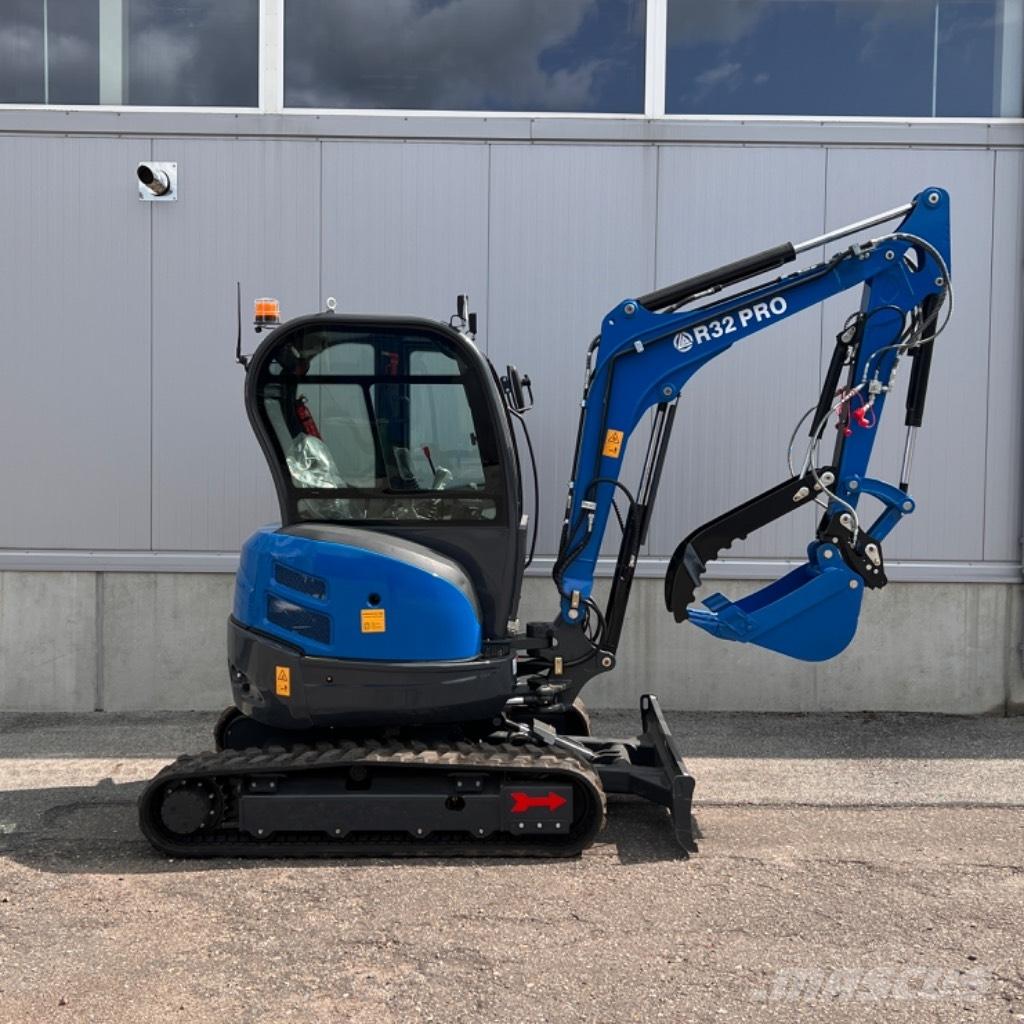 Rippa R32 Pro Міні-екскаватори < 7т