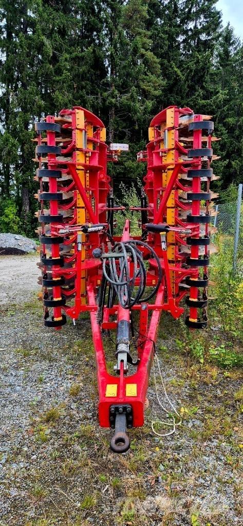 Väderstad Carrier525 Культиватори