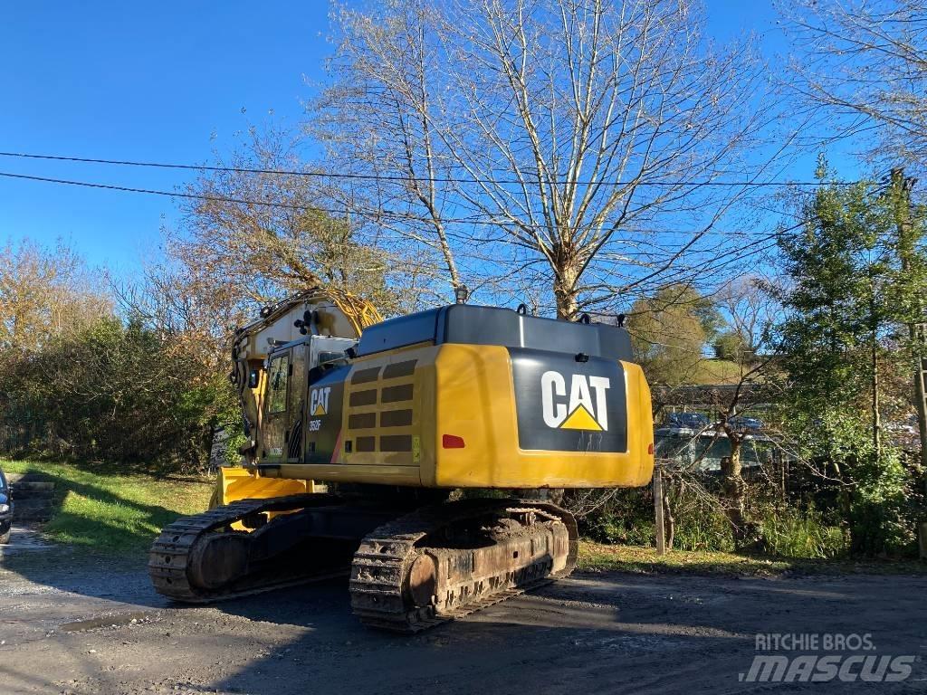 CAT 352 F Гусеничні екскаватори