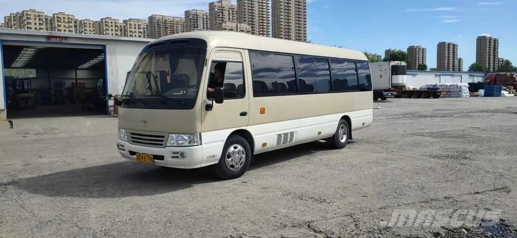 Toyota Coaster Bus Мікроавтобуси