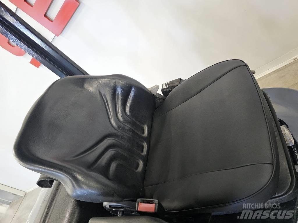 Linde 10560- H18T Газові навантажувачі