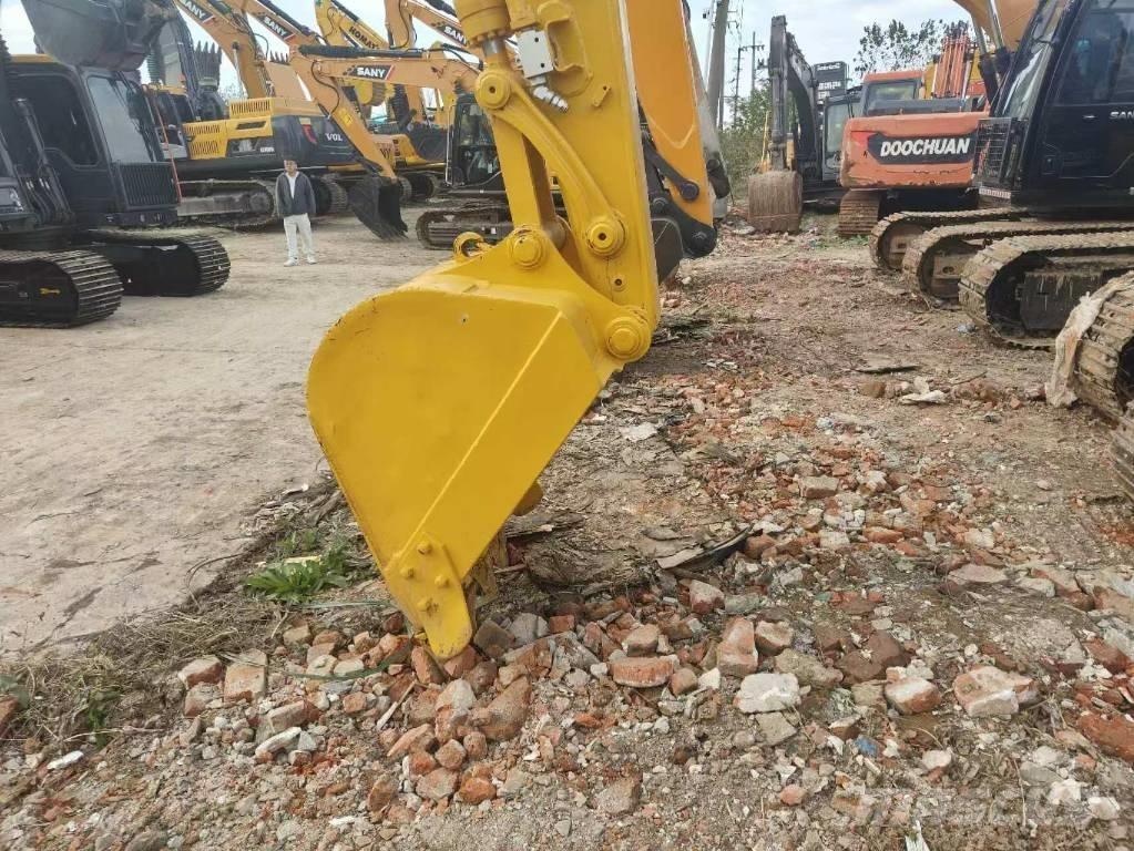 Komatsu PC 138 Гусеничні екскаватори