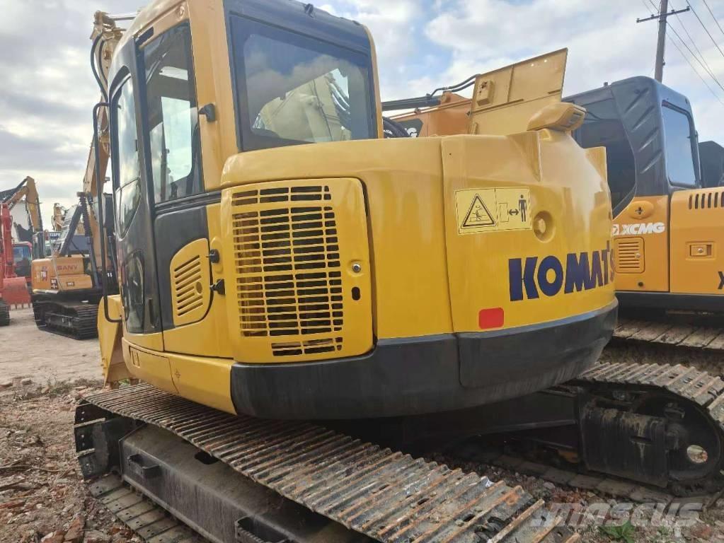 Komatsu PC 138 Гусеничні екскаватори