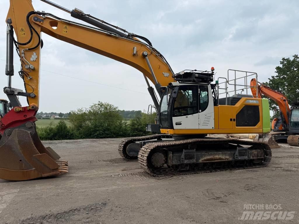 Liebherr R 945 S-HD Гусеничні екскаватори