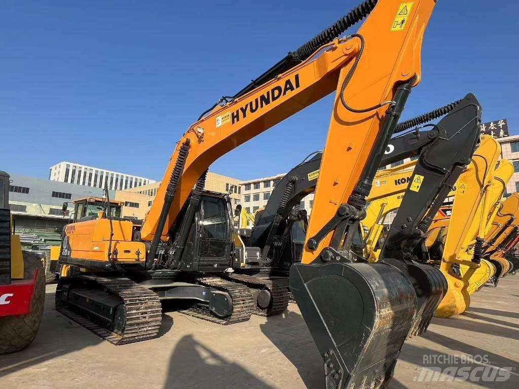 Hyundai 220-9S Середні екскаватори 7т. - 12т.