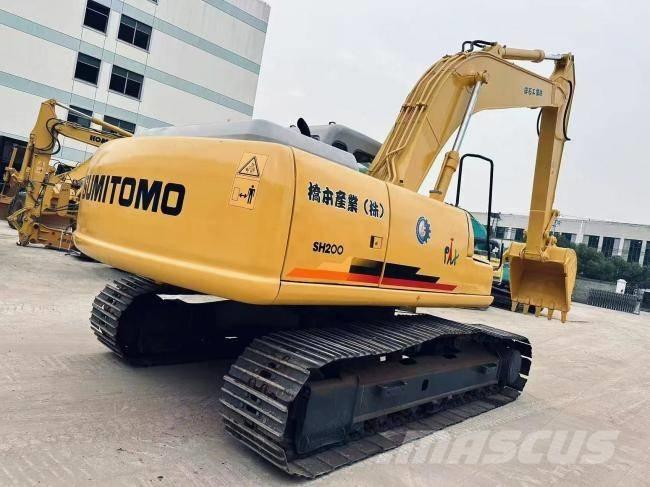 Sumitomo 200 Гусеничні екскаватори