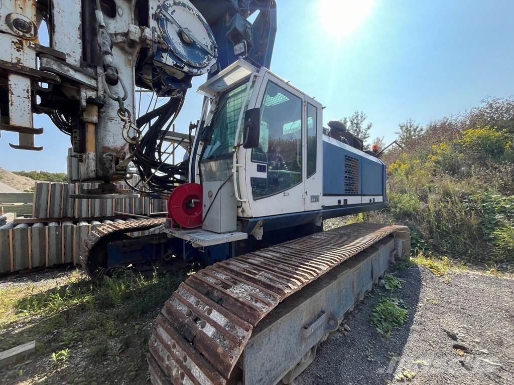 Bauer BG 24 H Стаціонарні бурові установки