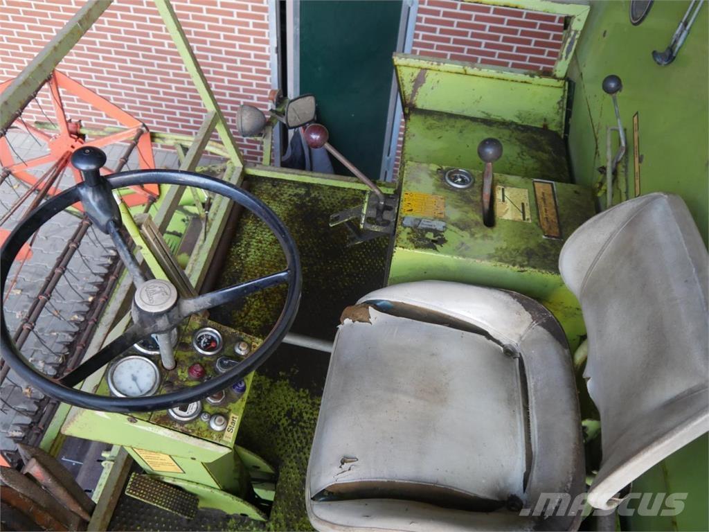 CLAAS Mercator 75 Зернозбиральні комбайни