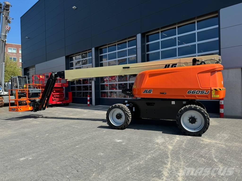 JLG 660SJ Телескопічні підйомники