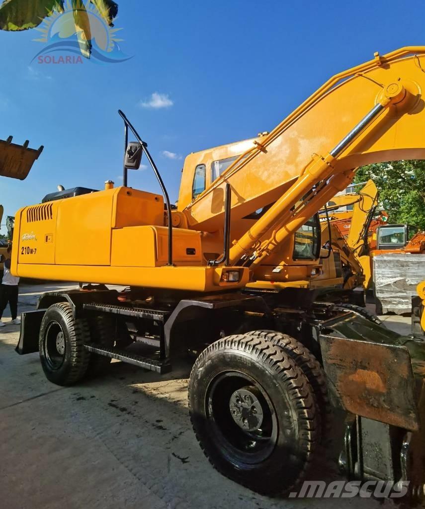Hyundai robex 210w-7 Колісні екскаватори