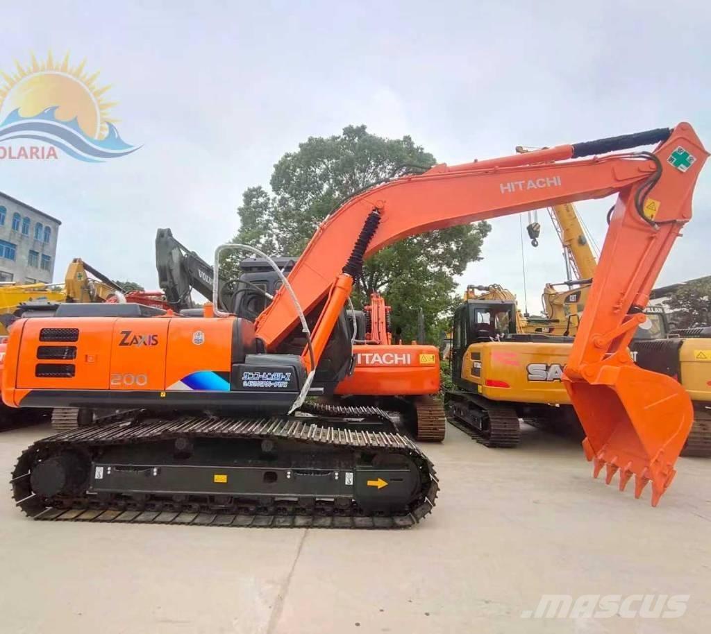 Hitachi ZX 200 Гусеничні екскаватори