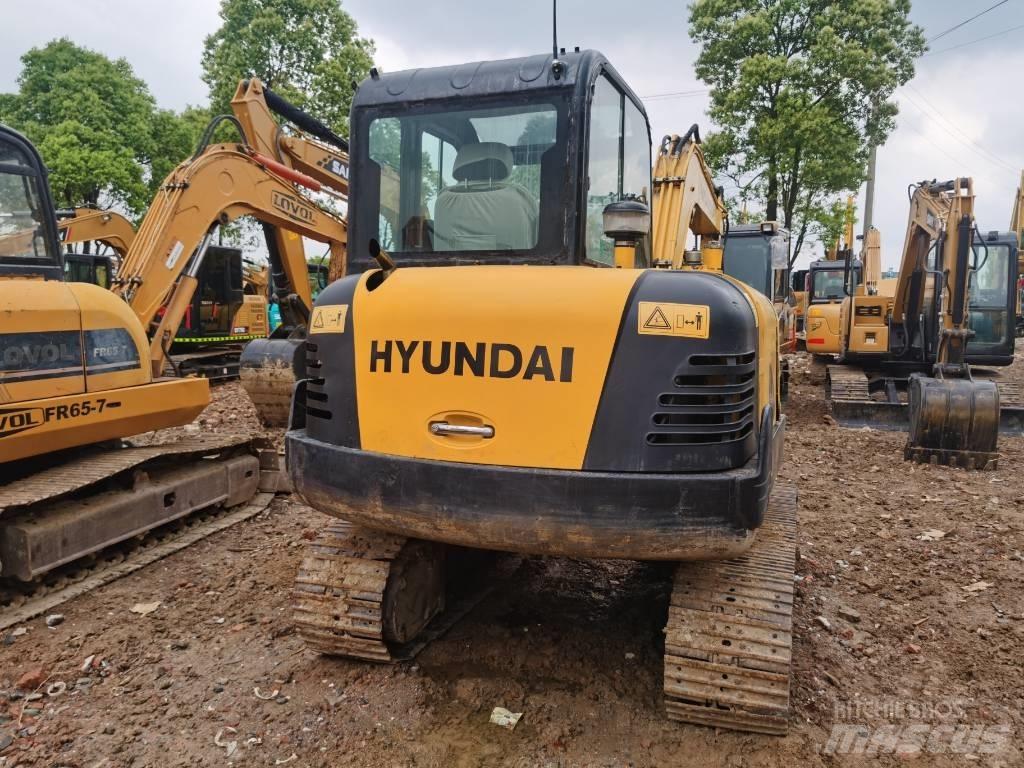 Hyundai R60 Гусеничні екскаватори
