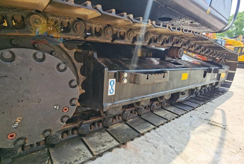 Hitachi ZX 120 Гусеничні екскаватори