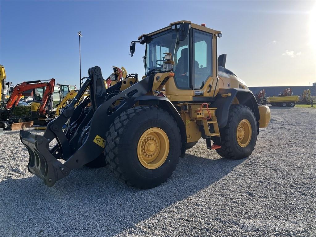 Volvo L 70 H Фронтальні навантажувачі